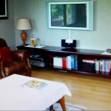 2 Bedroom Amazing Garden And Pool In